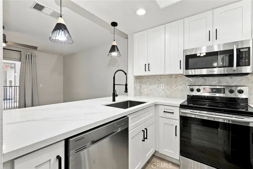 3078 Broadway 102, SAN DIEGO