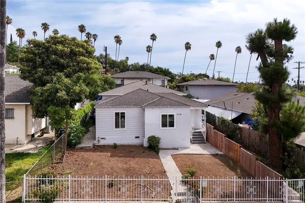 3910 Drysdale Avenue, Los Angeles
