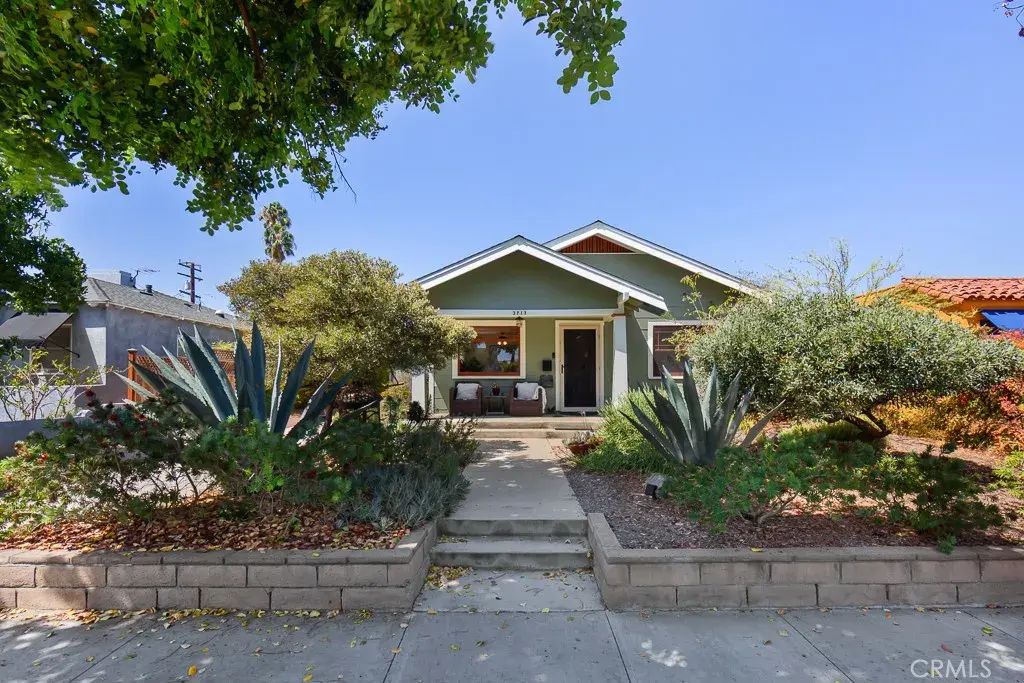 3717 Falcon Avenue, Long Beach