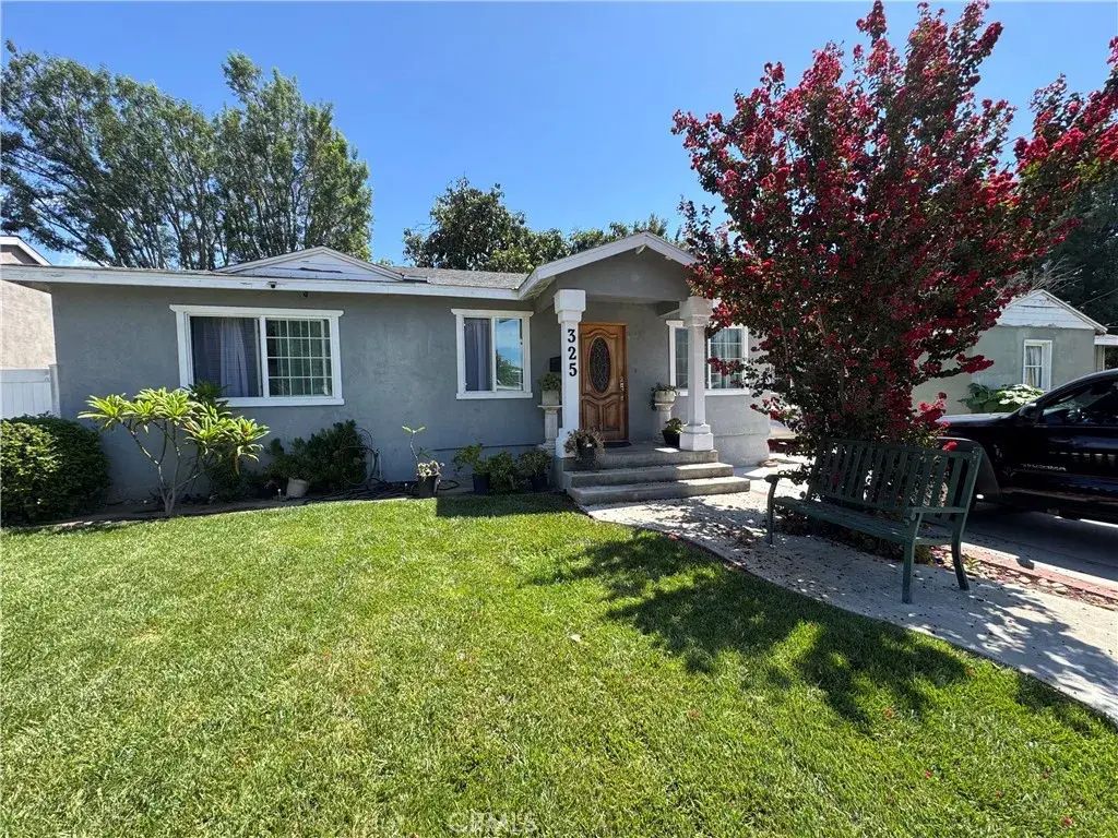 325 Pasadena, Tustin