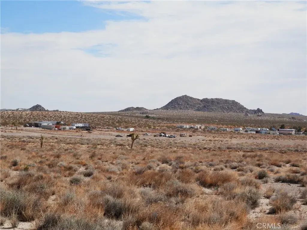 N O Old Woman Spring, Lucerne Valley