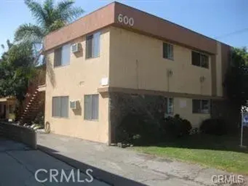 600 E Acacia Avenue 8, Glendale
