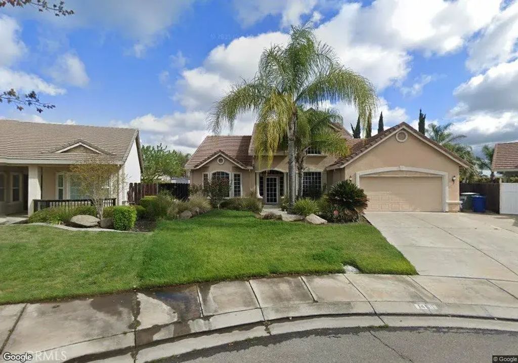 1495 Davenport, Merced