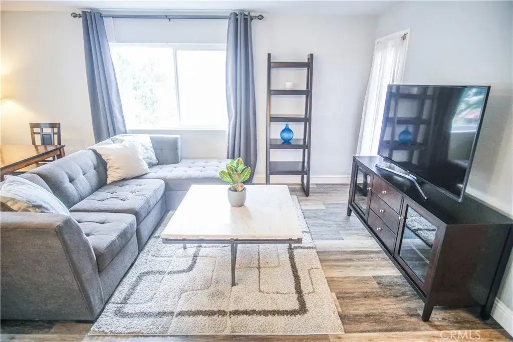 7565 Charmant 414, UNIVERSITY CITY