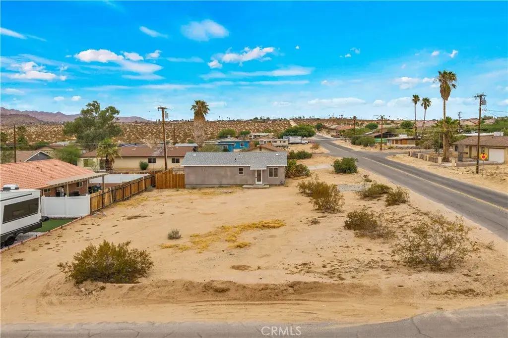 6104 Chia Avenue, 29 Palms