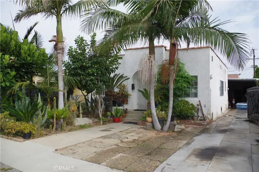 3855 W 115th, Hawthorne
