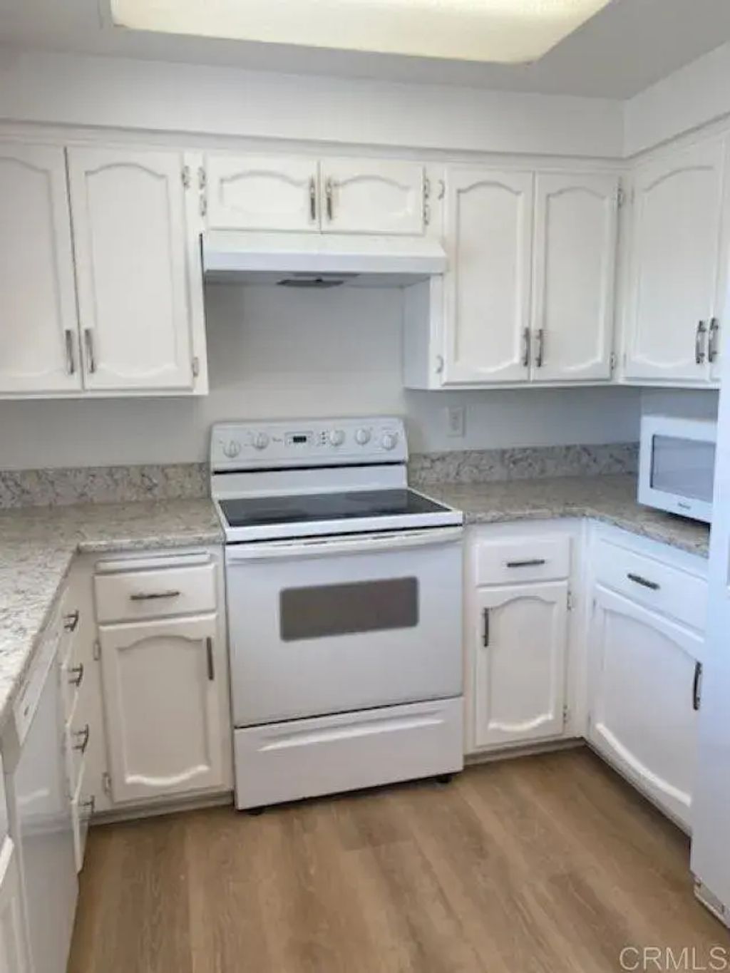 834 S Sierra Avenue, Solana Beach