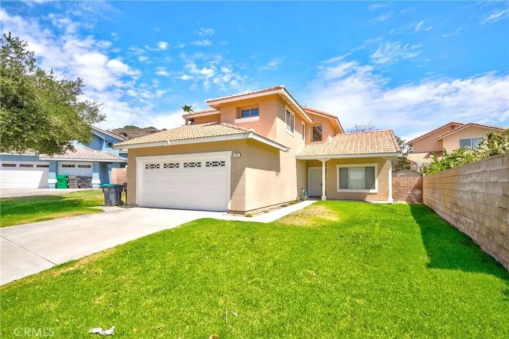 701 Barnsley, Corona