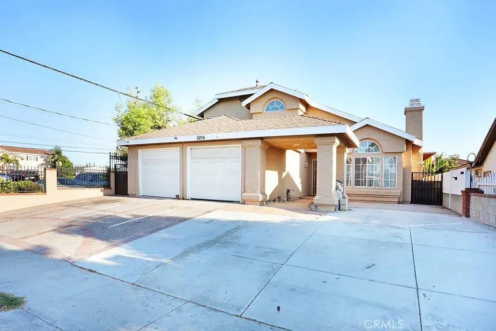 5214 W 3rd, Santa Ana