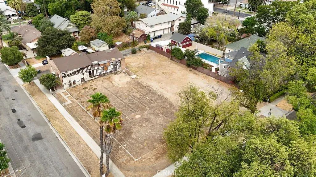 4291 11th, Riverside