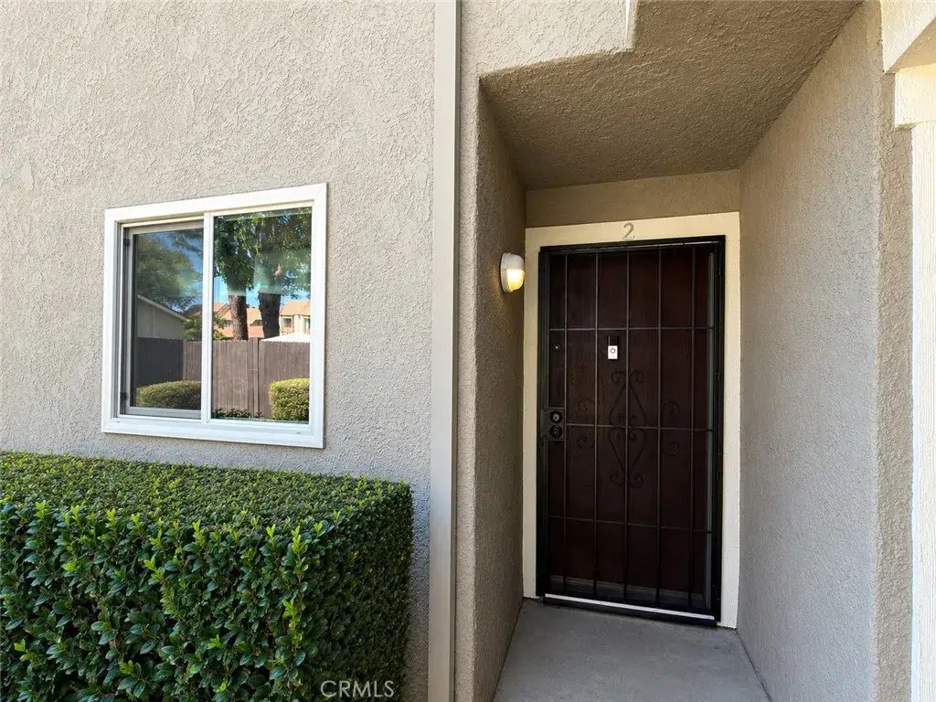 190 W Grove Street 2, Pomona
