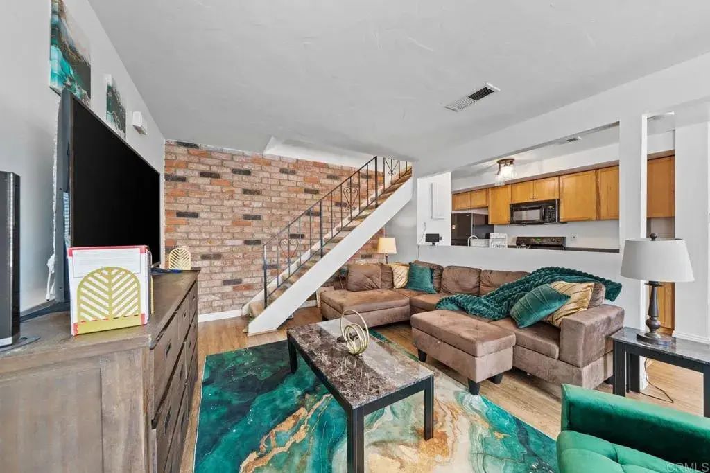 12156 Wintergreen Drive 2, Lakeside