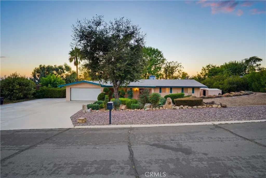 10222 Cherry Croft Dr., Yucaipa