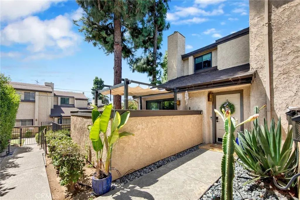 1484 Corson Street 5, Pasadena