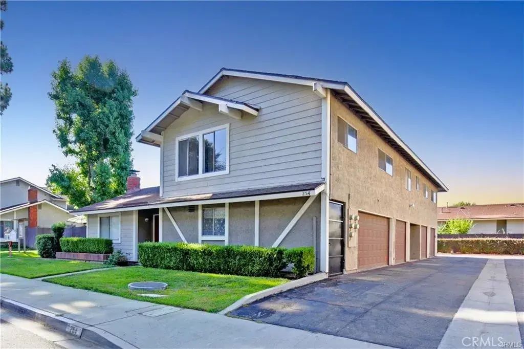 254 W Grove Street 4, Pomona