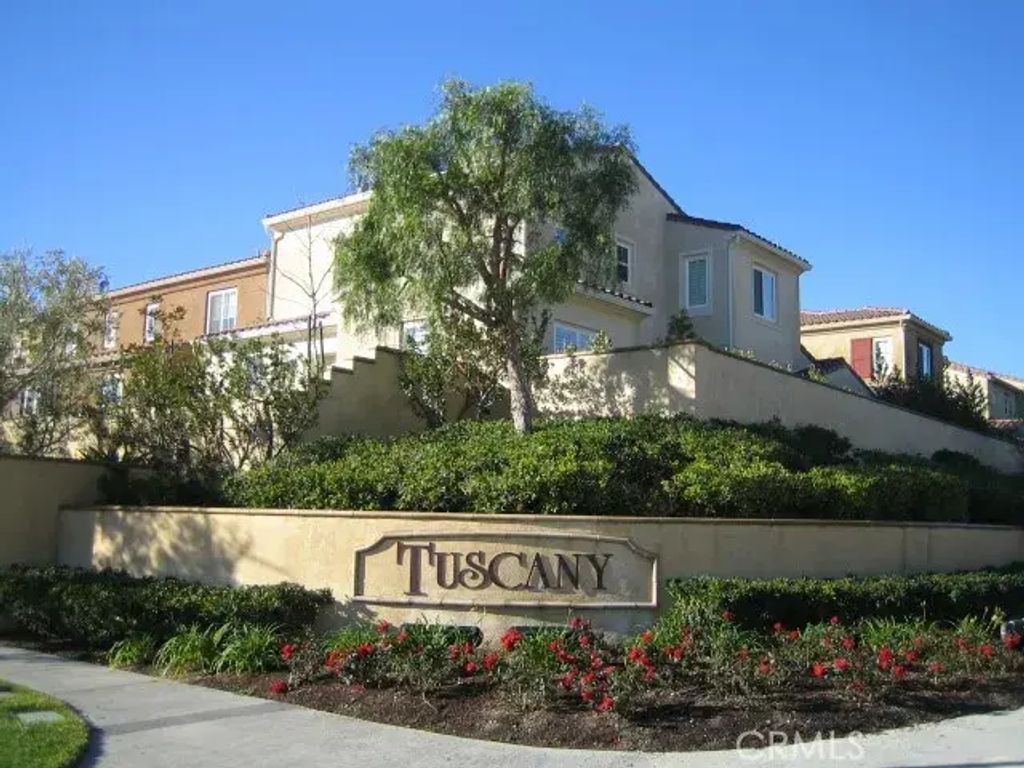 20013 Livorno, Porter Ranch