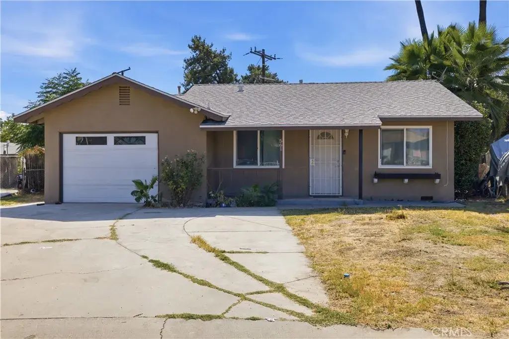 561 Lanier St, Hemet