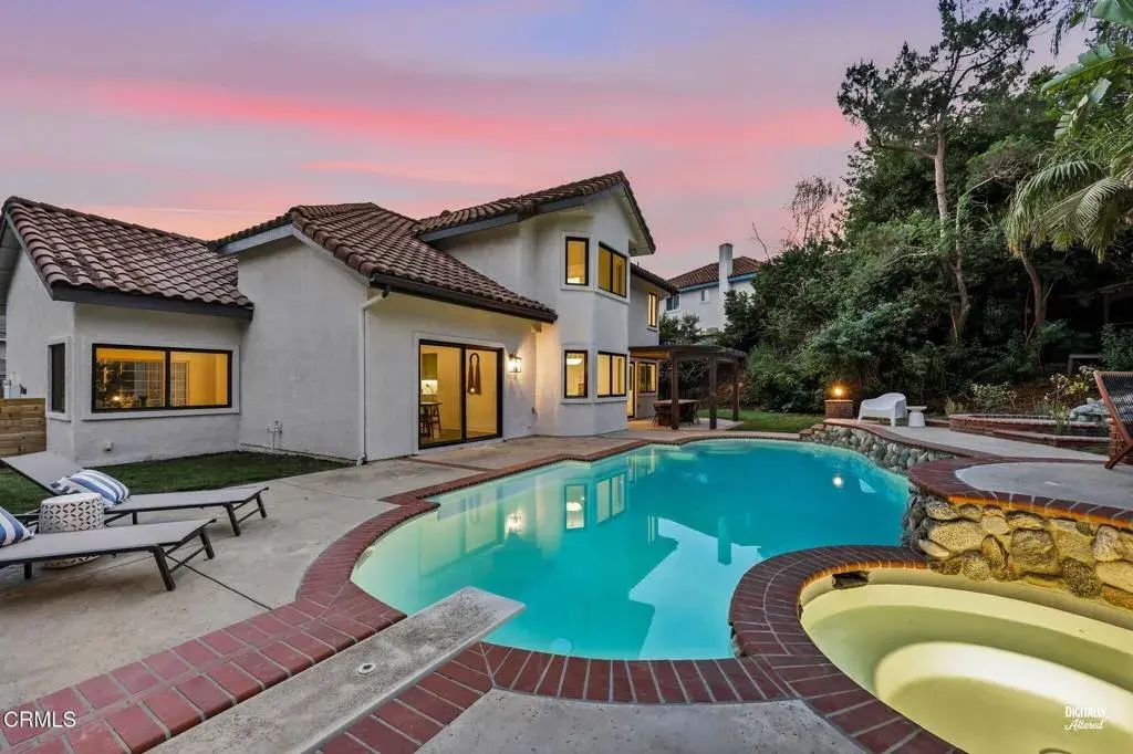 947 Golden Crest Avenue, Thousand Oaks