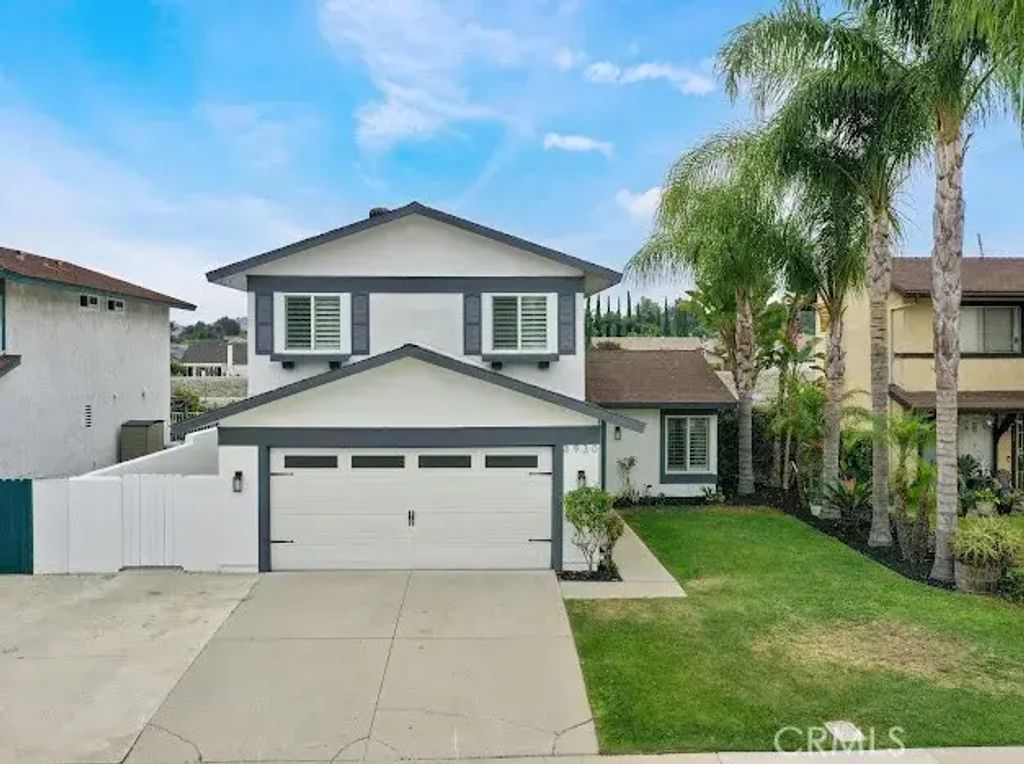 3930 Yellowstone, Chino