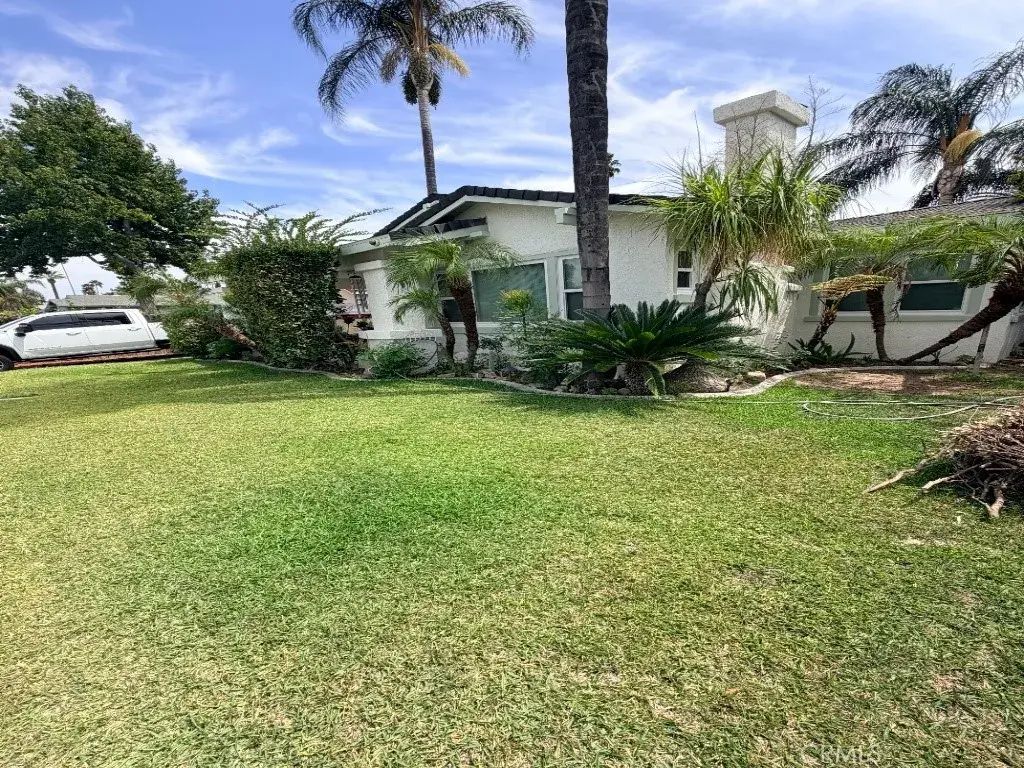 4574 Central Ave, Riverside