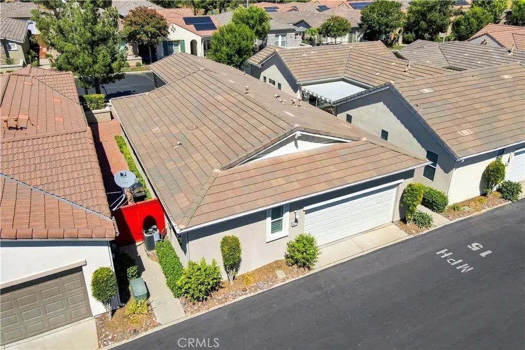 8071 Hazeltine, Hemet