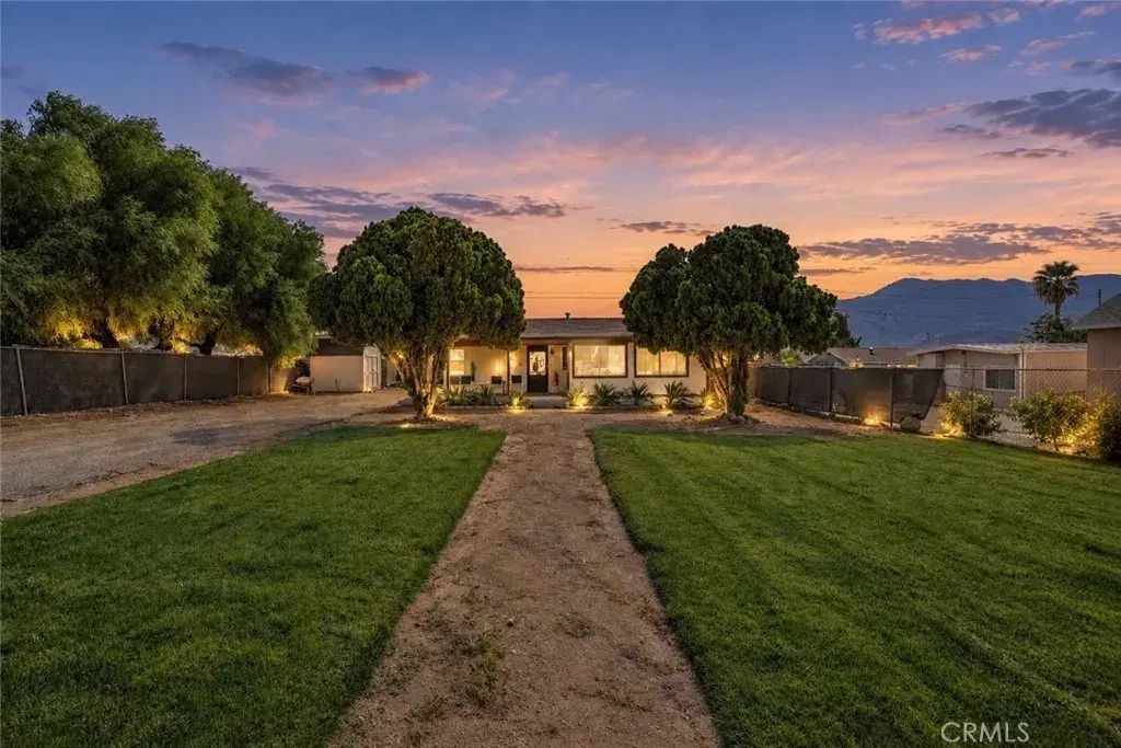 934 N Almond Way, Banning
