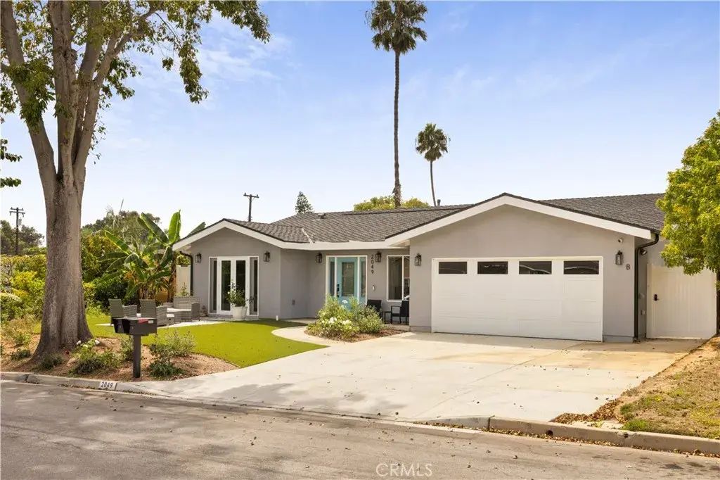 2049 Monrovia, Costa Mesa