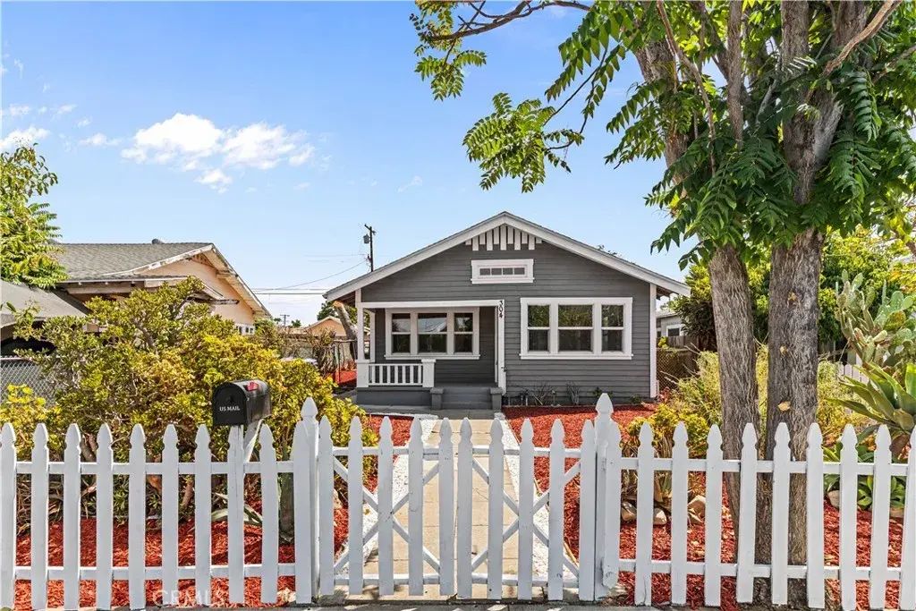 304 N Monterey, Ontario