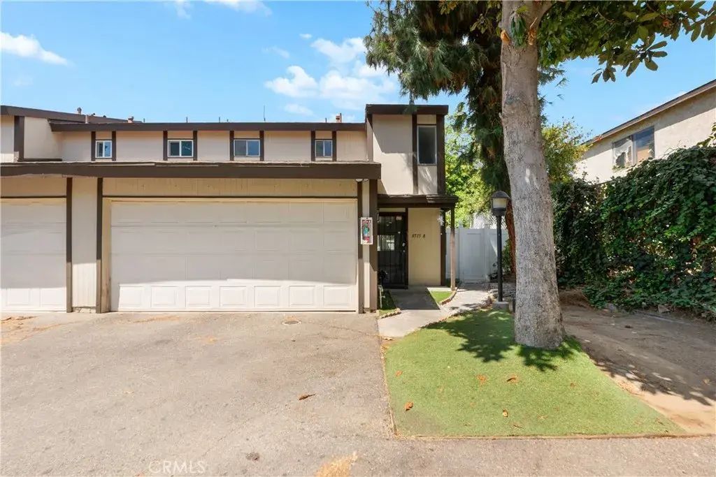8515 Burnet #b Avenue #b, North Hills