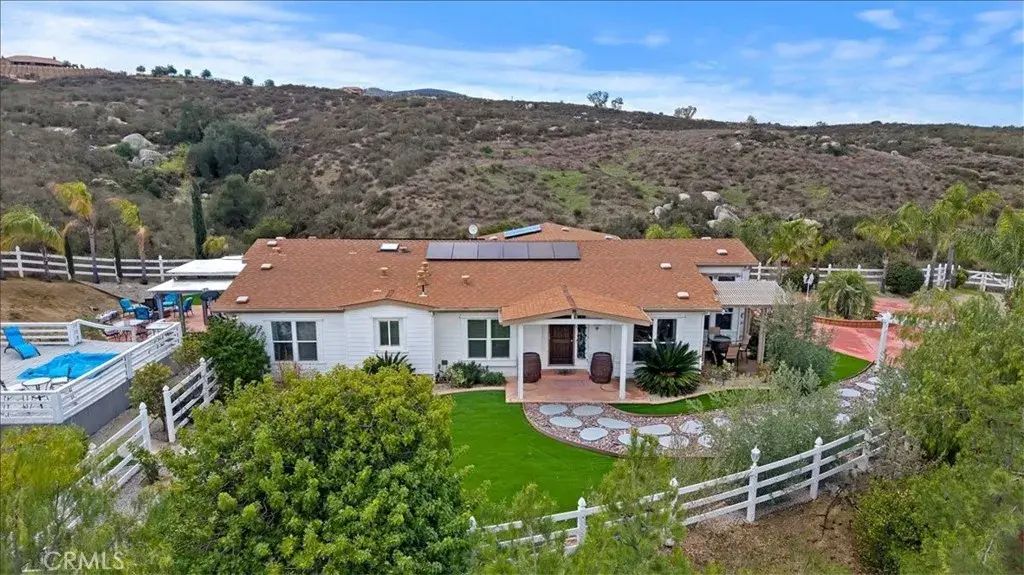 39565 Spanish Oaks Drive, Temecula