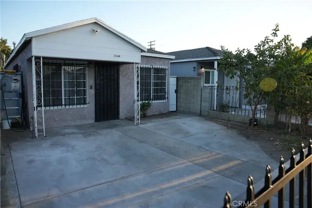 2540 E 127th, Compton