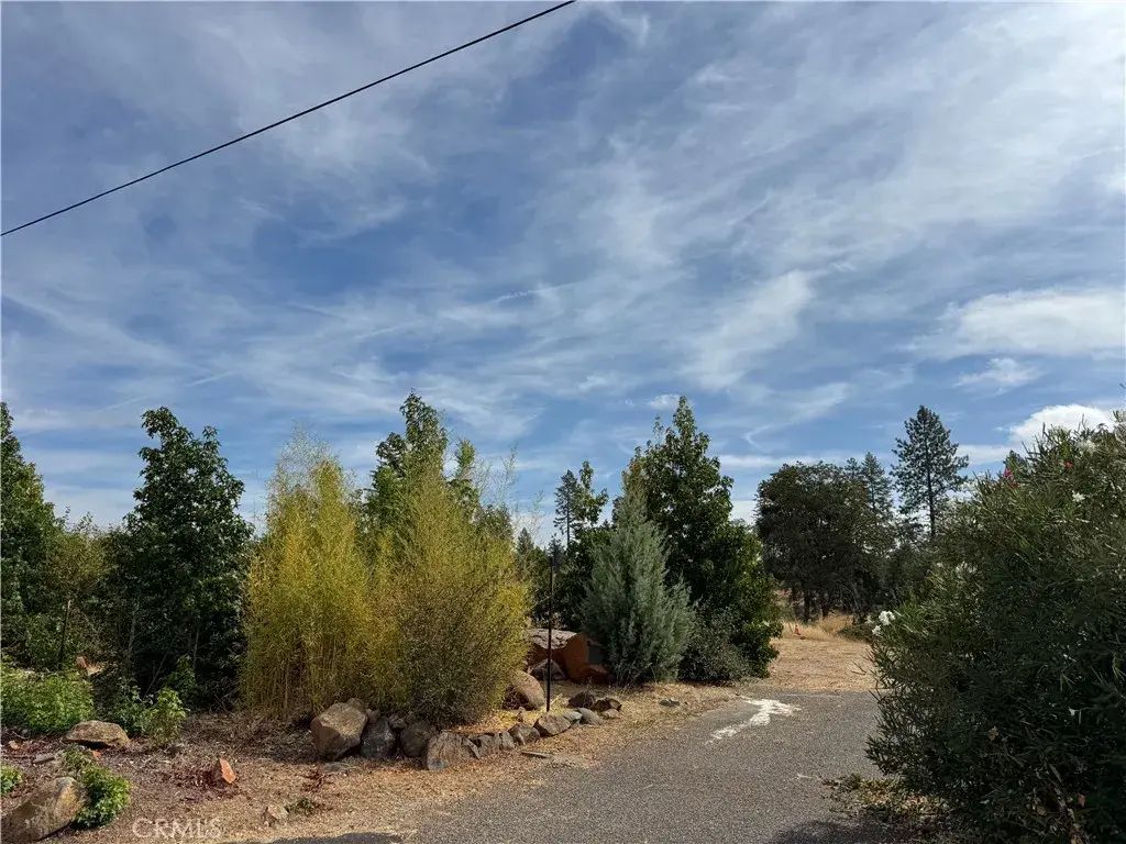5686 Scottwood, Paradise