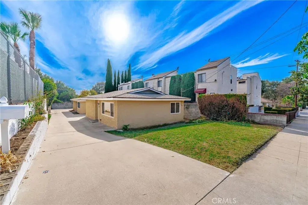 230 Pepper Street, Pasadena
