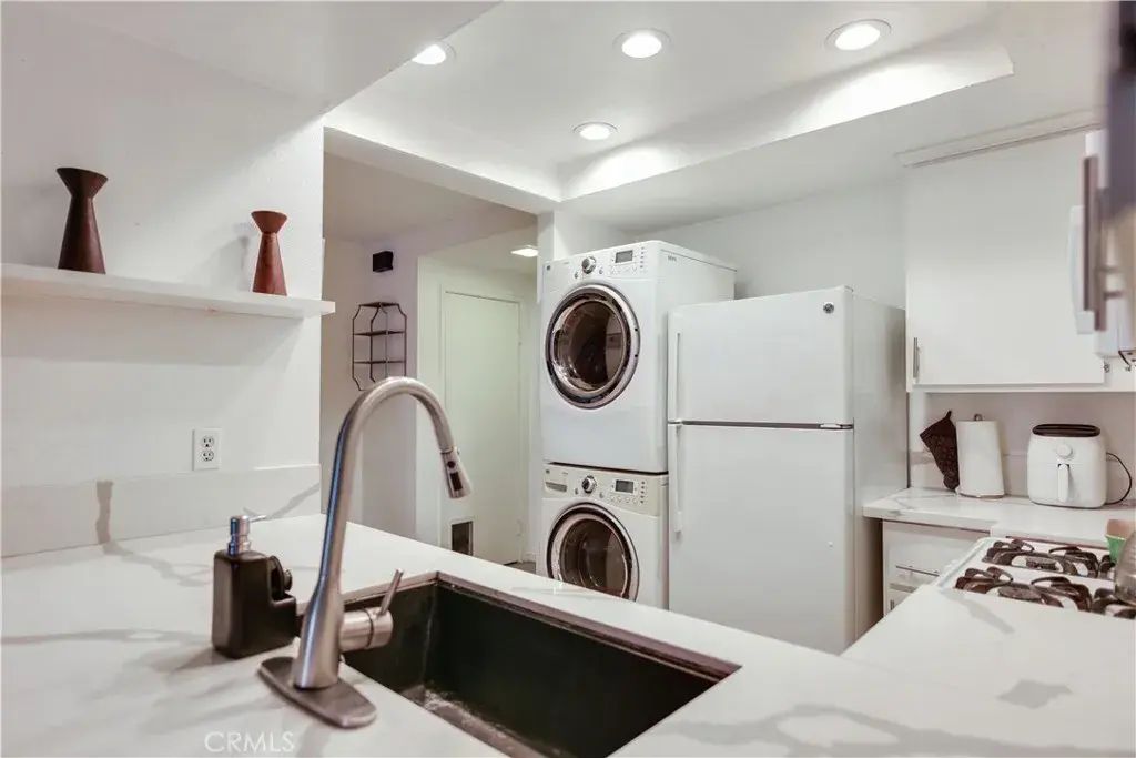 941 S Mountain, Ontario