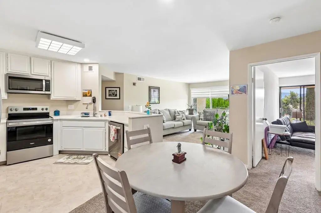 17607 Pomerado Road 203, 