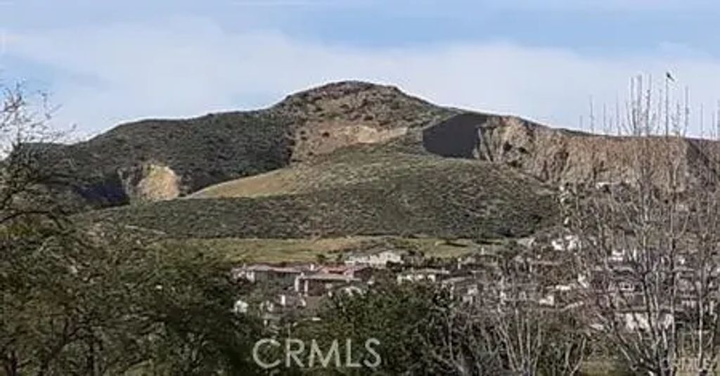 Hanna, Simi Valley