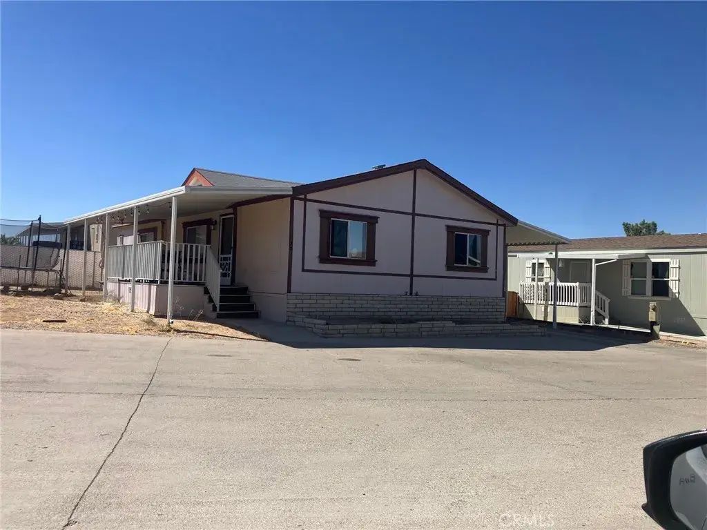 2494 W Main Street 30, Barstow