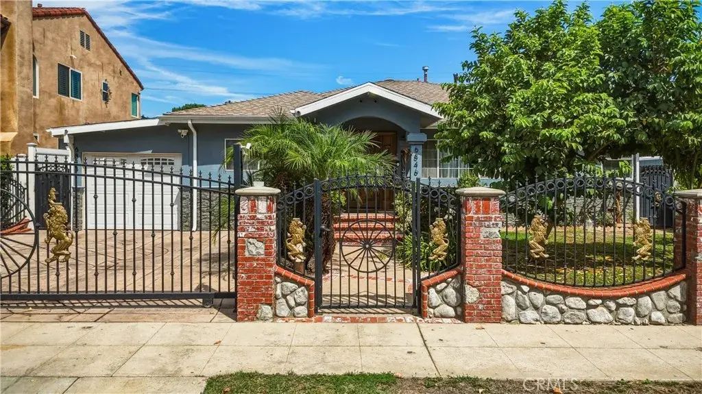 6846 Jellico Avenue, Los Angeles