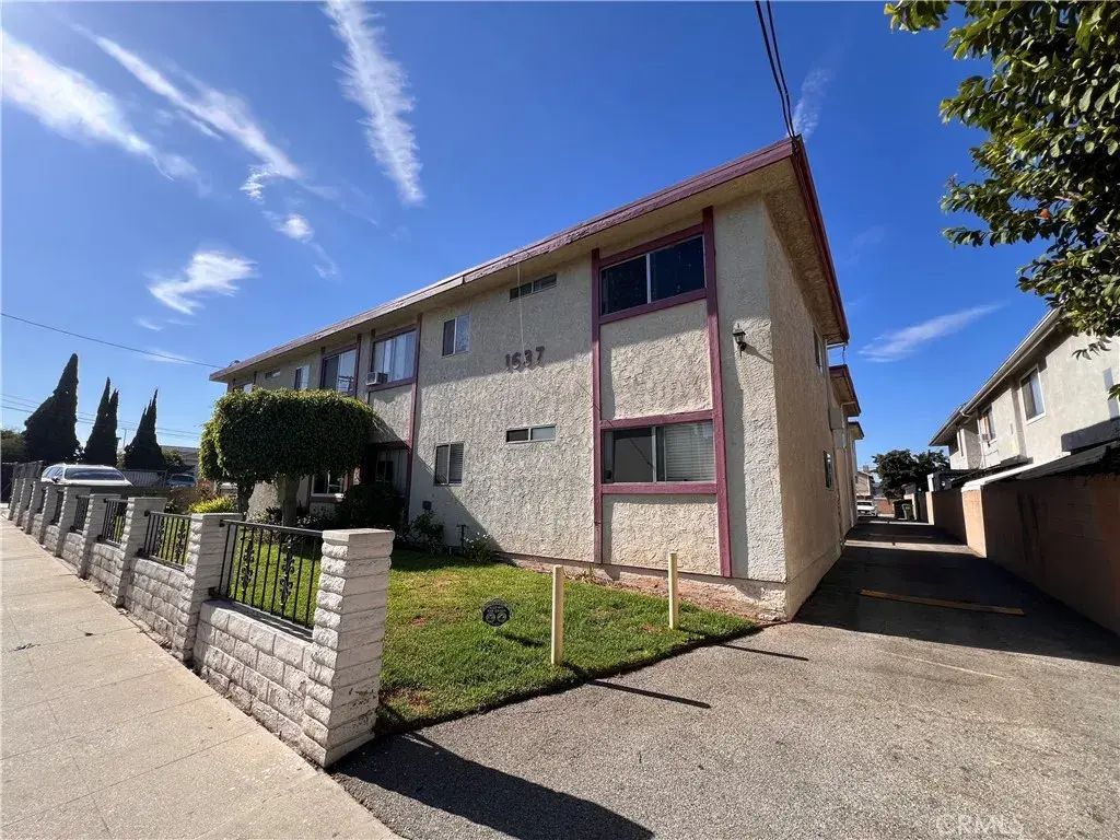 1637 W 227th Street 2, Torrance