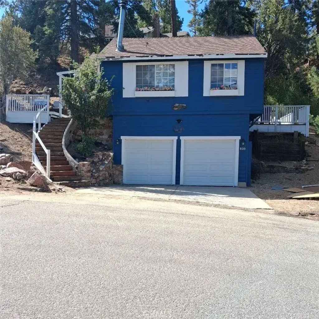 800 Cameron Drive, Big Bear Lake