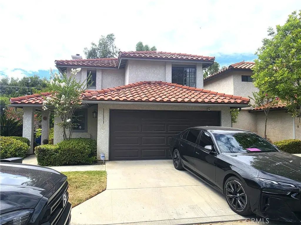 11111 Carleen Court, Tujunga