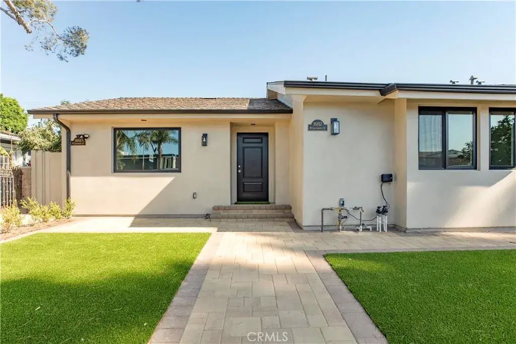 16857 Chatsworth, Granada Hills