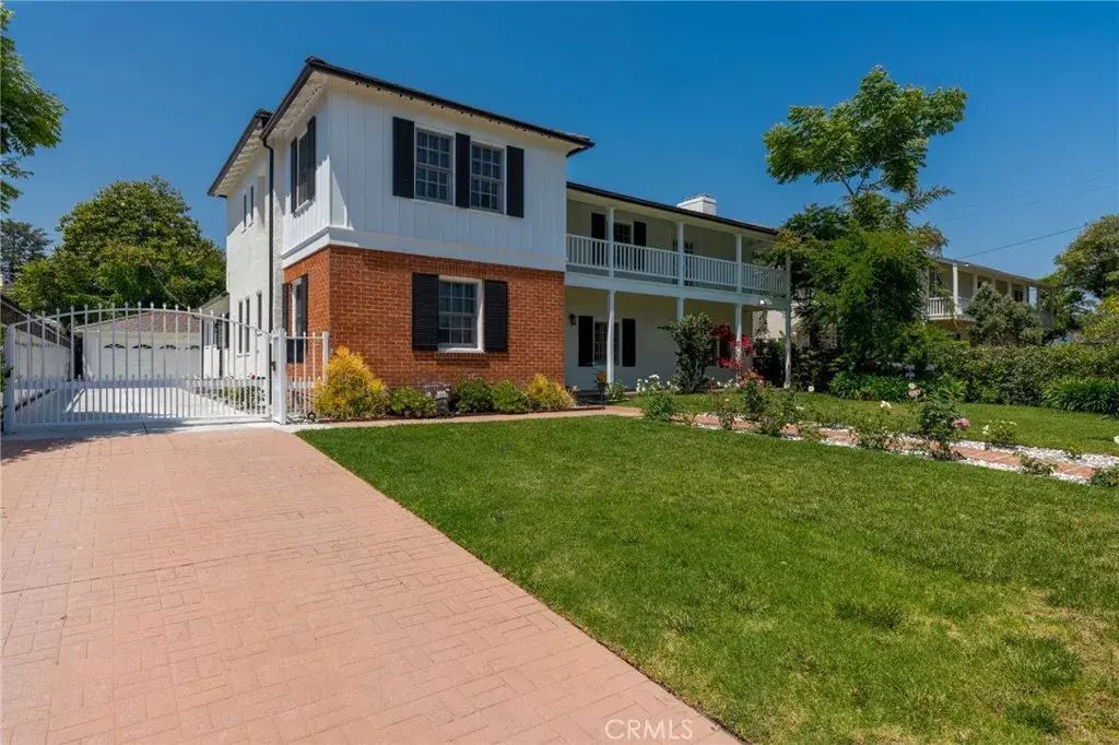 2245 E California, San Marino