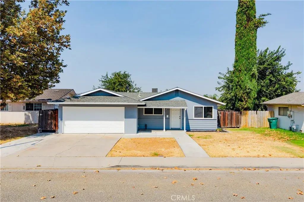 2142 Coronado, Merced