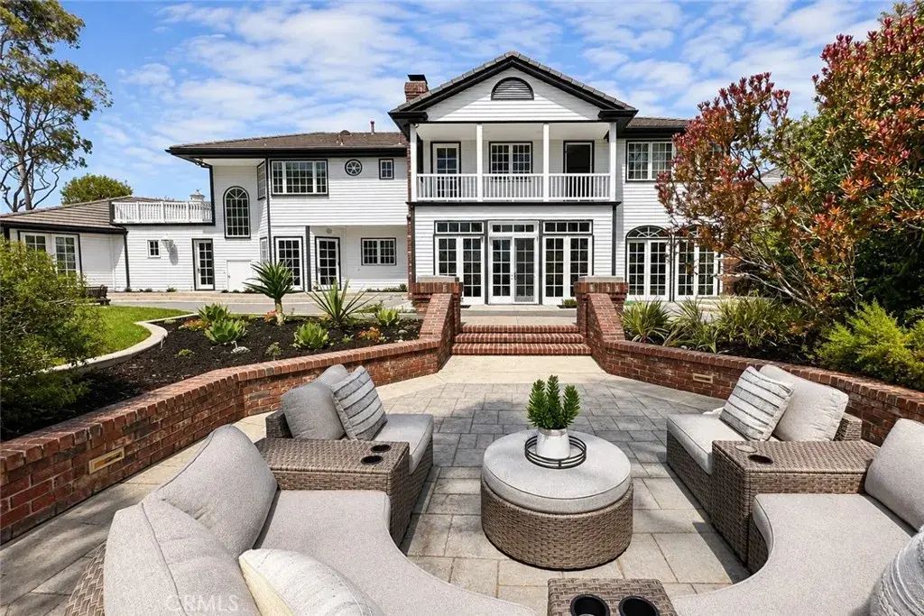 4 Summit, Irvine