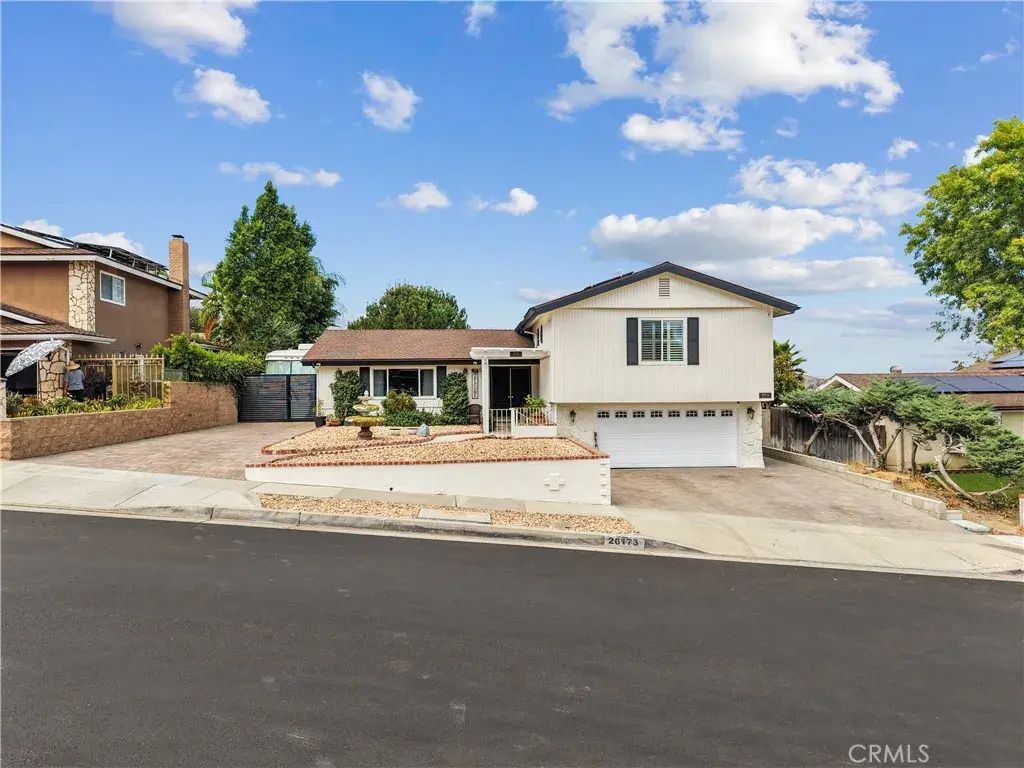 26173 Abdale, Newhall
