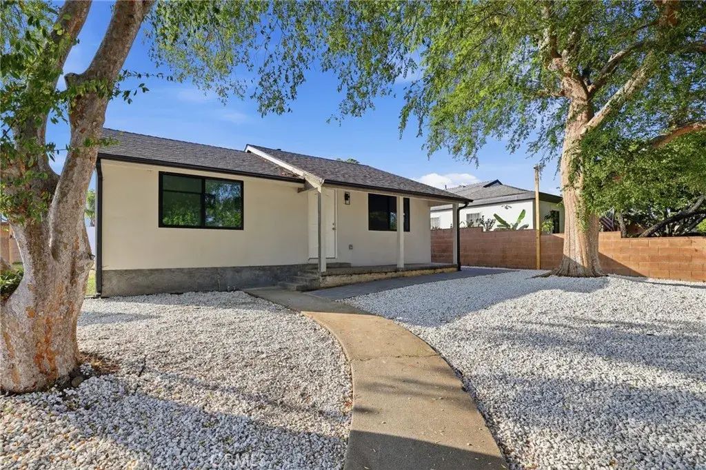 13689 Garber, Arleta