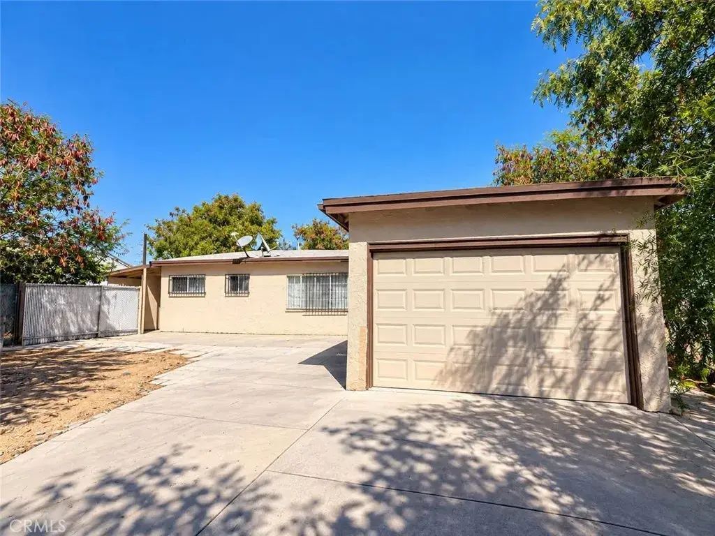 2184 Roosevelt Avenue, San Bernardino
