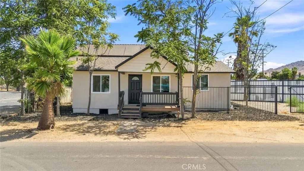 434 Highland, Riverside