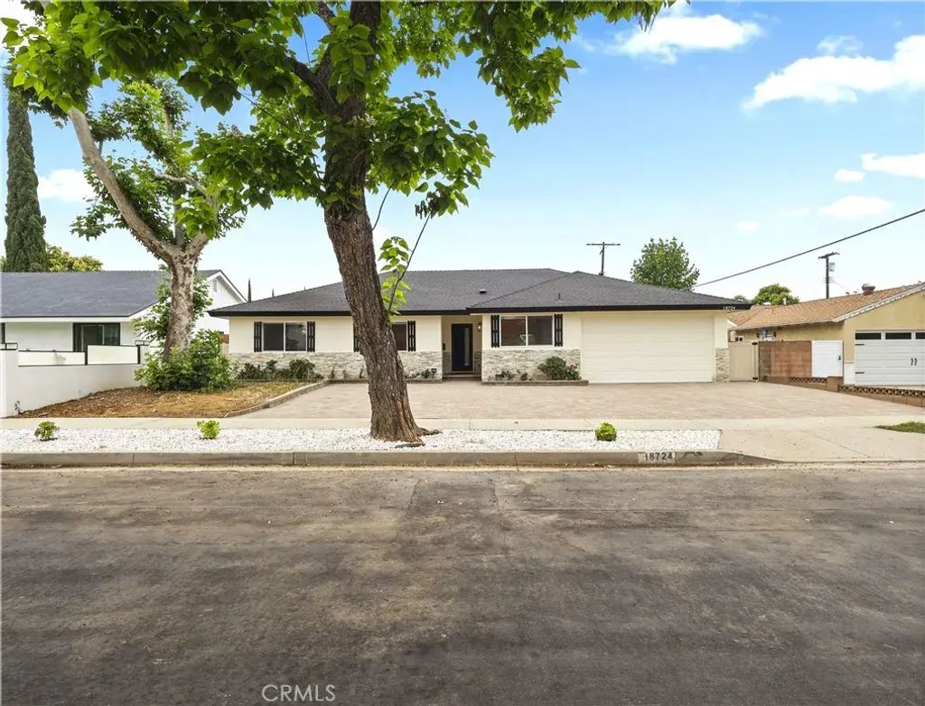 18724 Frankfort Street, Northridge